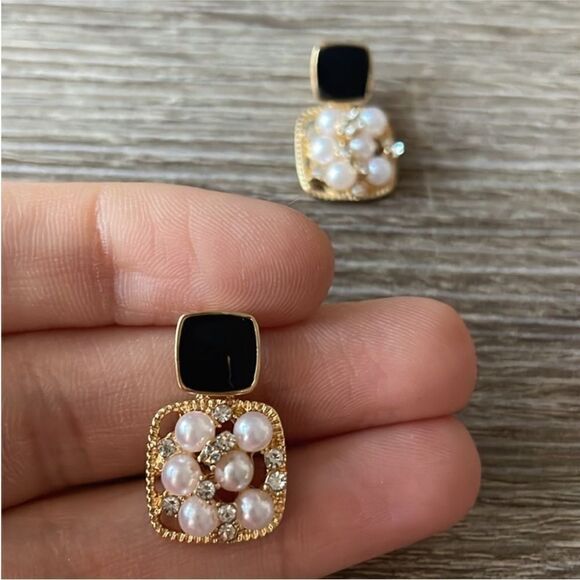 BohemianāearringsāN358 - Picture 3 of 3